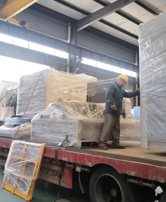 鞍山喷砂机软管易破损？选择与保养技巧